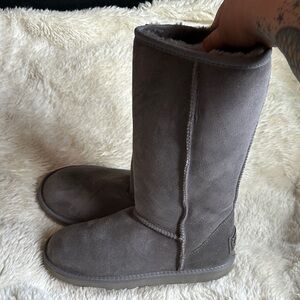 Ausland Cozy Gray Winter Boots for Women